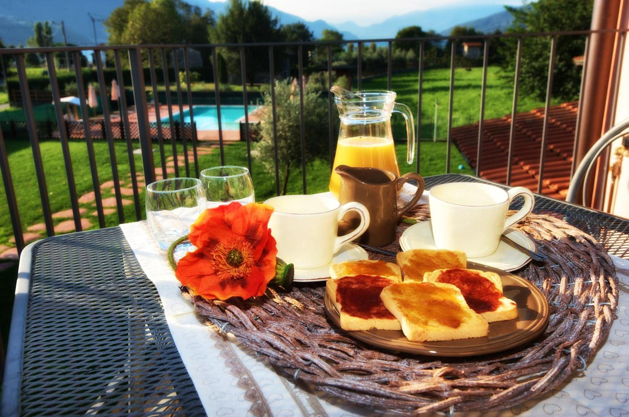 Agriturismo Alla Poncia Gravedona Eksteriør bilde