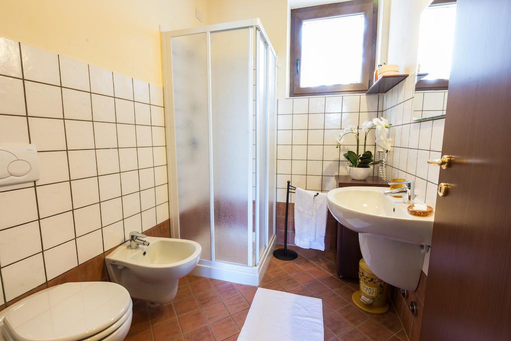 Agriturismo Alla Poncia Gravedona Rom bilde