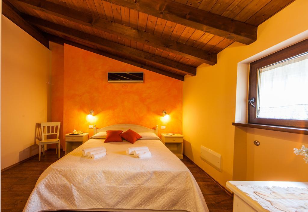 Agriturismo Alla Poncia Gravedona Eksteriør bilde